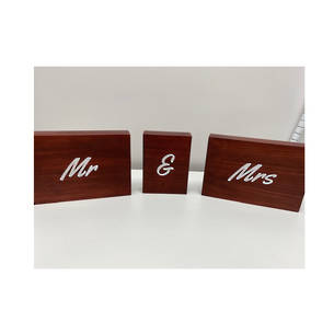 Block Mr and Mrs Sign
